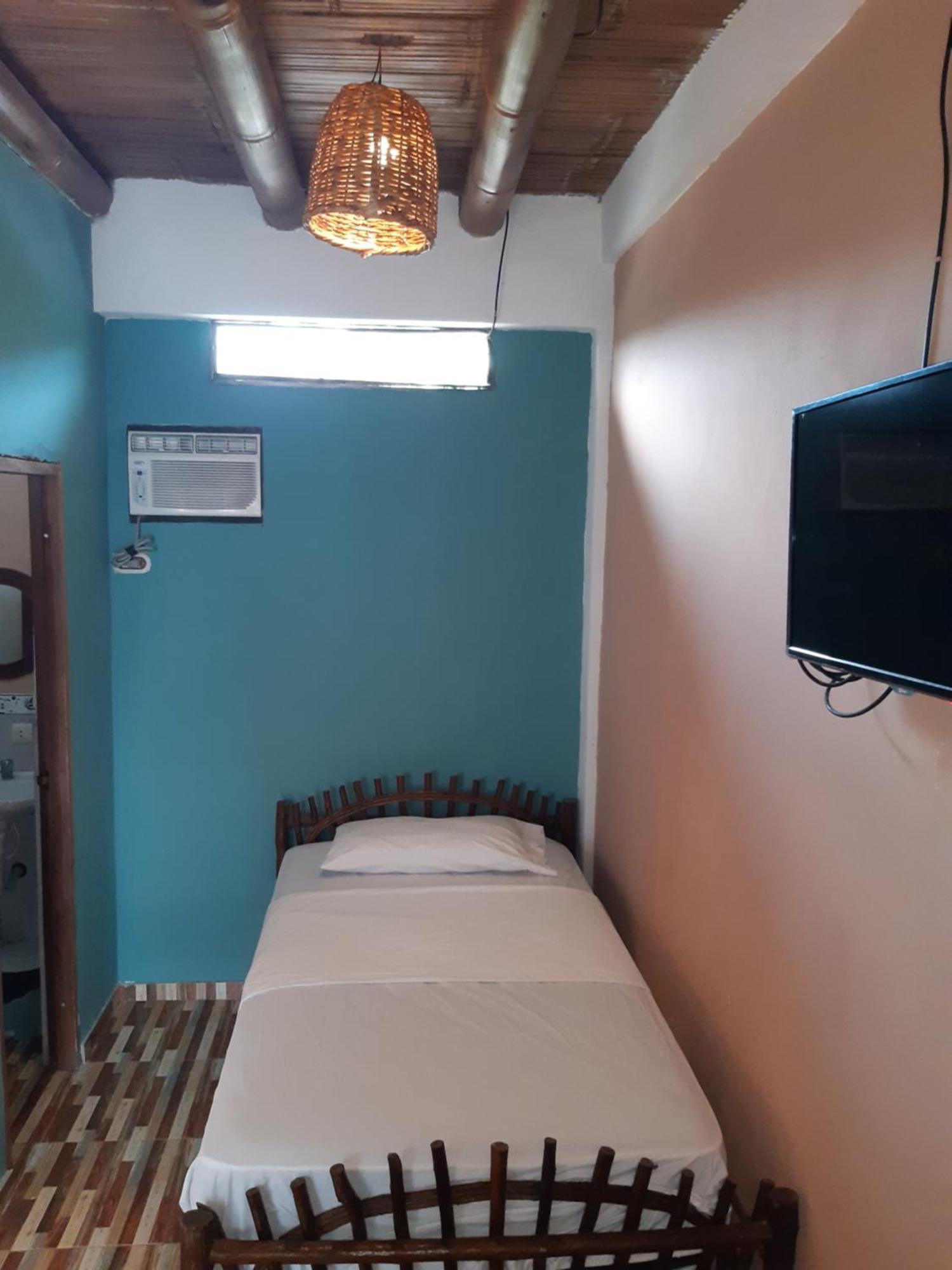 Weekendhostal มอนตาญิตาร์ ห้อง รูปภาพ